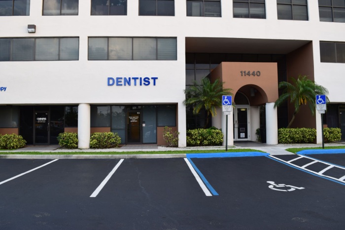 main-office-dental-implant